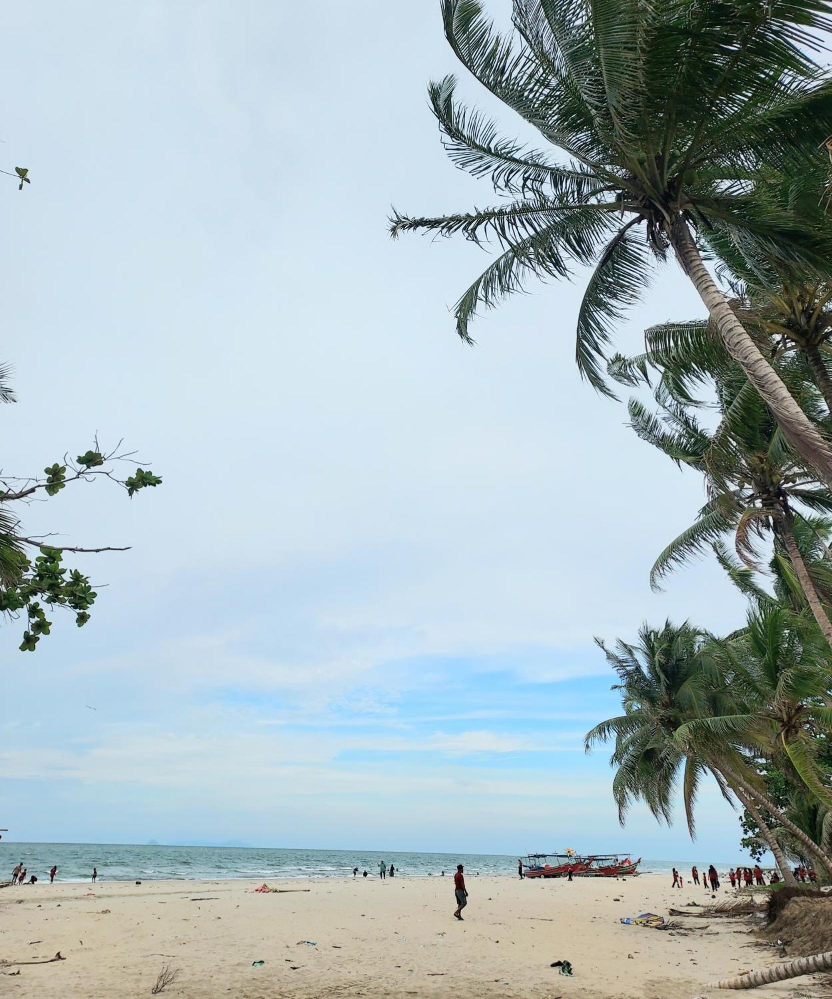 Irama Resort Amir Yjs , Pantai Irama Bachok Exterior photo